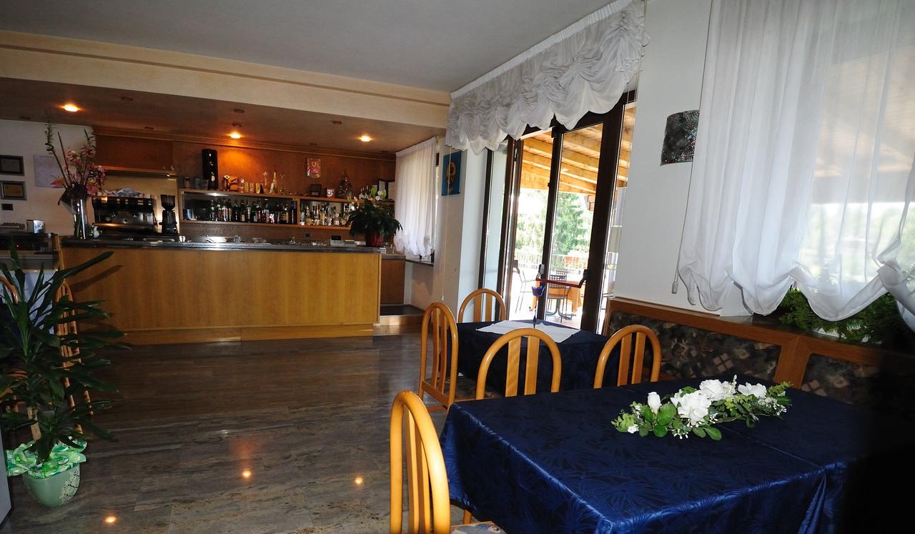 Hotel San Remo سان زينو دي مونتانا المظهر الخارجي الصورة