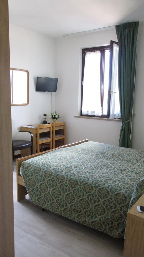 Hotel San Remo سان زينو دي مونتانا المظهر الخارجي الصورة